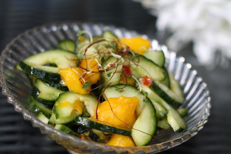 Gurken - Mango - Salat