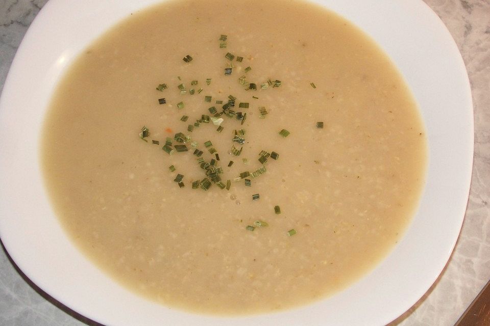 Geröstete Haferflockensuppe