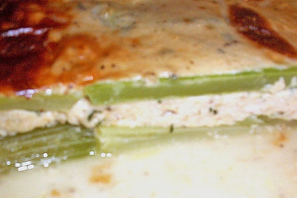 Staudensellerie - Auflauf mit Putenbrust und Gorgonzola