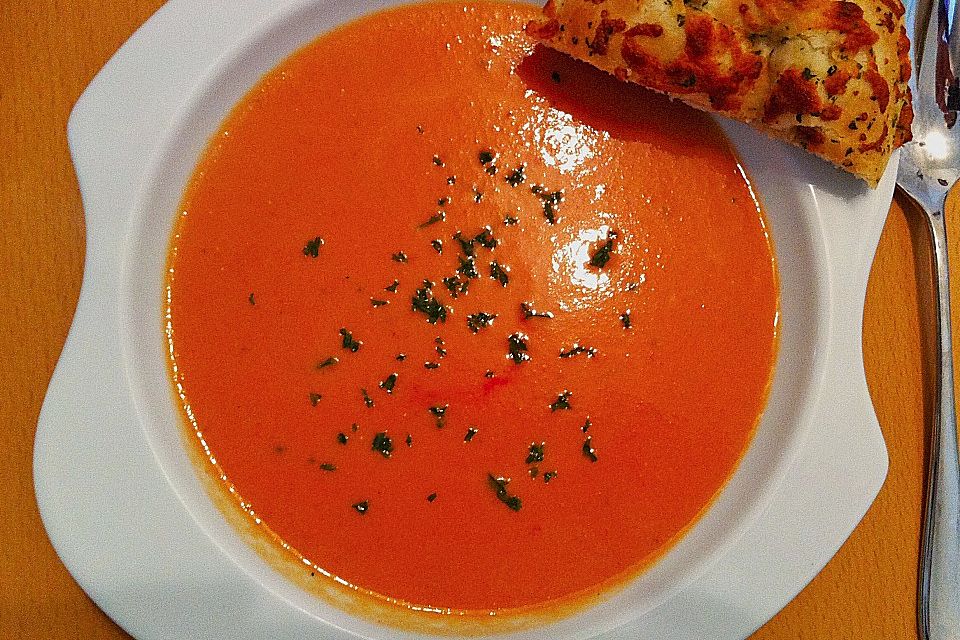 Äußerst feine Tomatencremesuppe