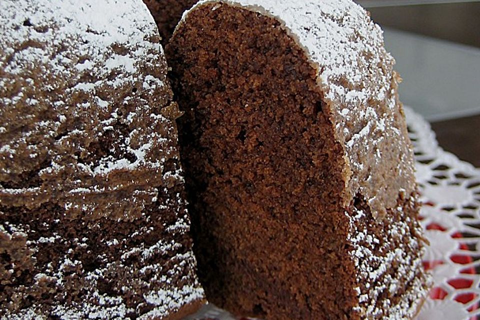 Rotweingugelhupf Rotweingugelhupf