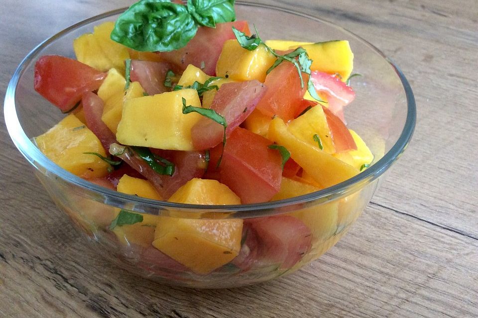 Mango-Tomatensalat