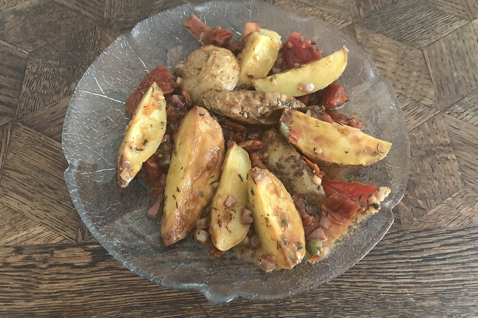 Italienischer Kartoffelsalat mit getrockneten Tomaten