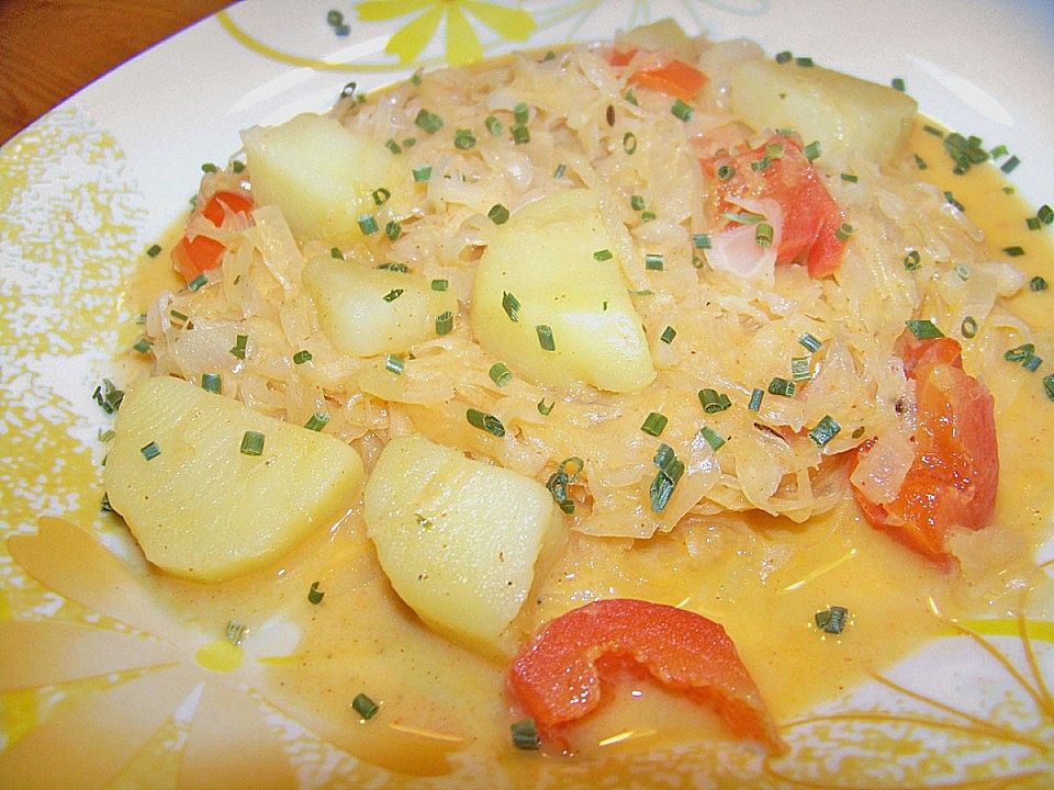 Kartoffel - Sauerkraut - Gulasch von liliane-johanna| Chefkoch