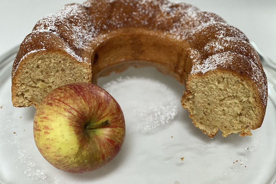 Apfel - Eierlikör Kuchen