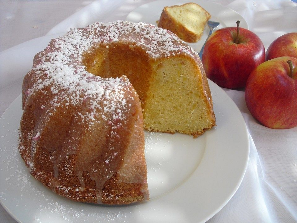 Apfel - Eierlikör Kuchen von schockimaus | Chefkoch