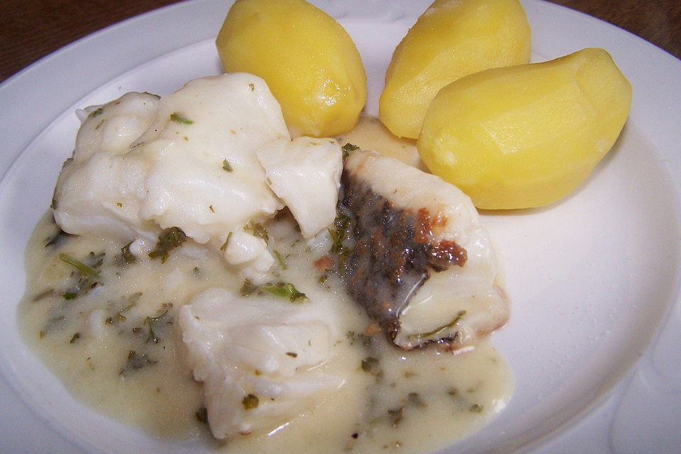 Skrei in Riesling-Sahne-Sauce auf wildem Basmatireis