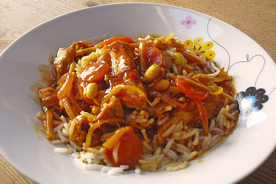 China - Wok - Gericht mit Huhn