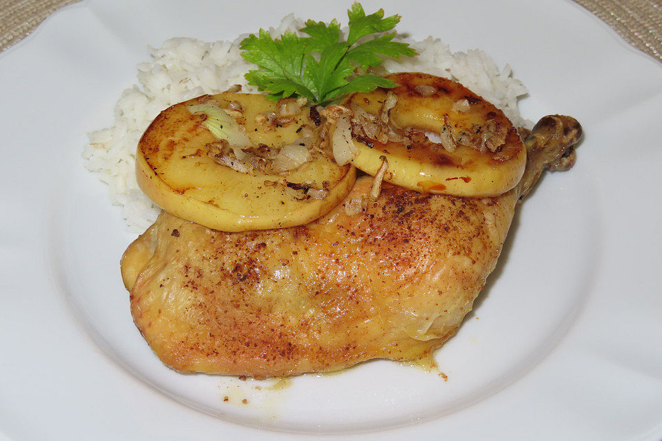 Hähnchenschenkel an Curry - Apfel - Reis