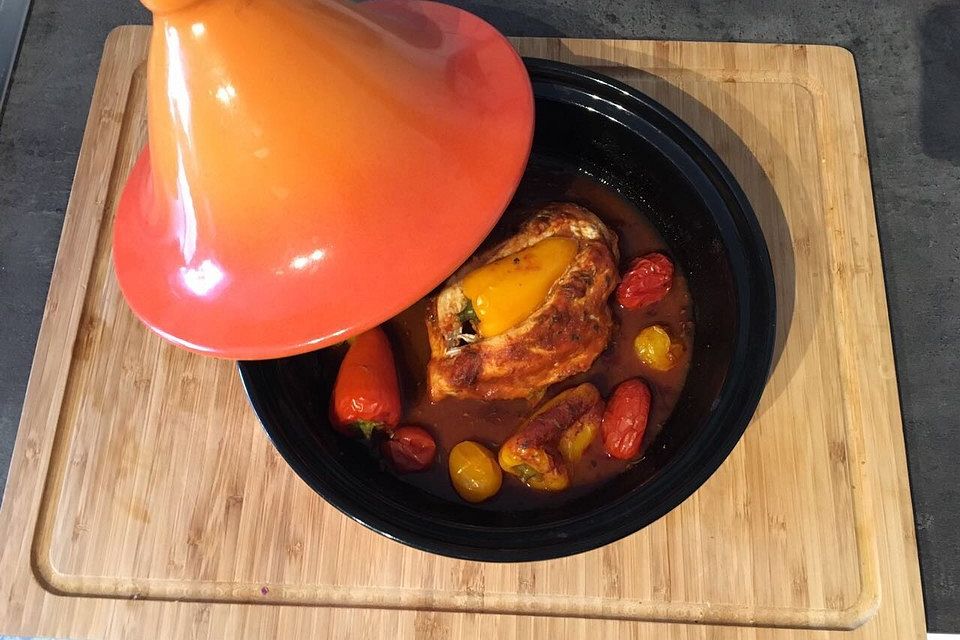 Tajine mit Huhn und Sesam
