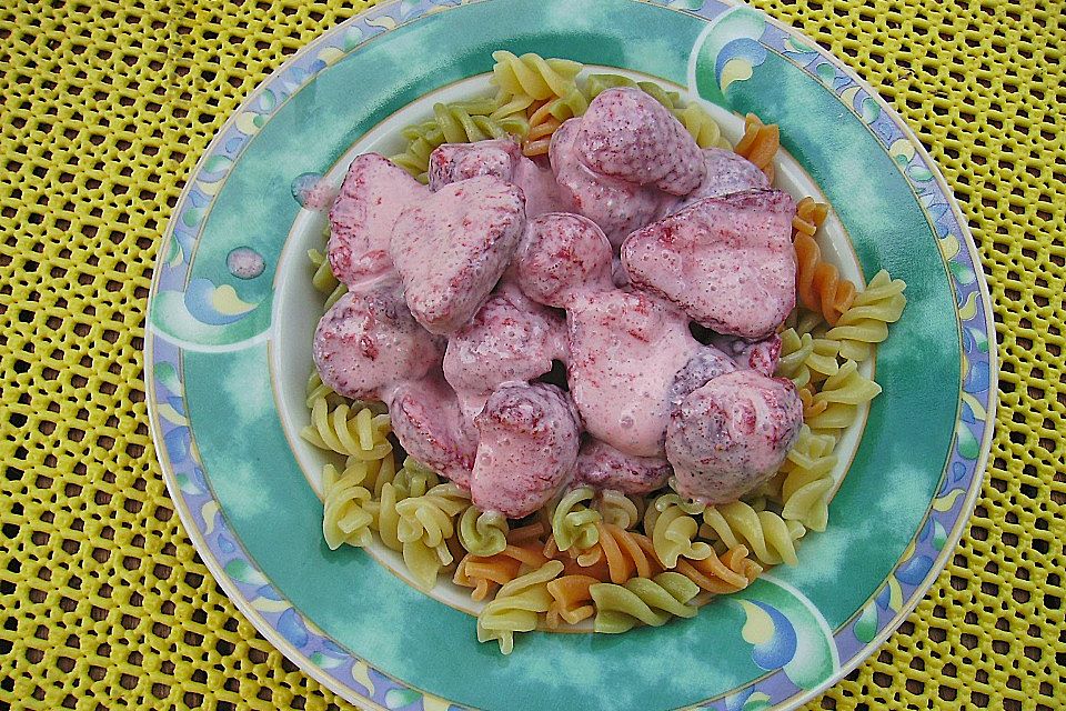 Erdbeernudeln Erdbeernudeln