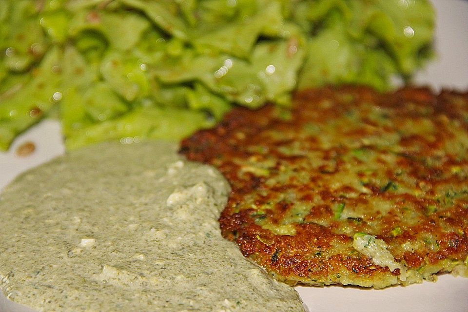 Frühlings-Rösti mit Bärlauch-Dip Frühlings-Rösti mit Bärlauch-Dip
