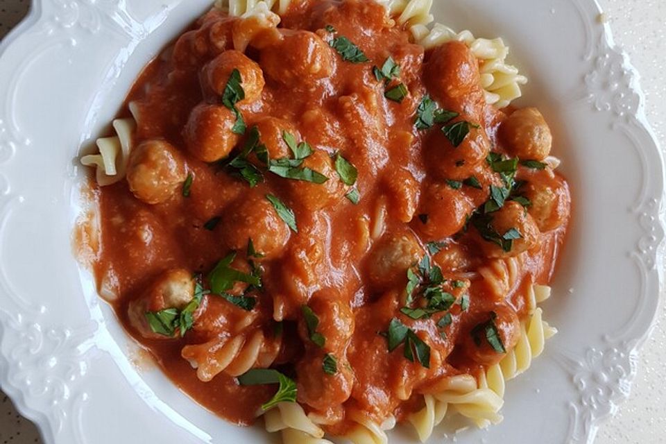 Spaghetti mit italienischer Tomatensauce