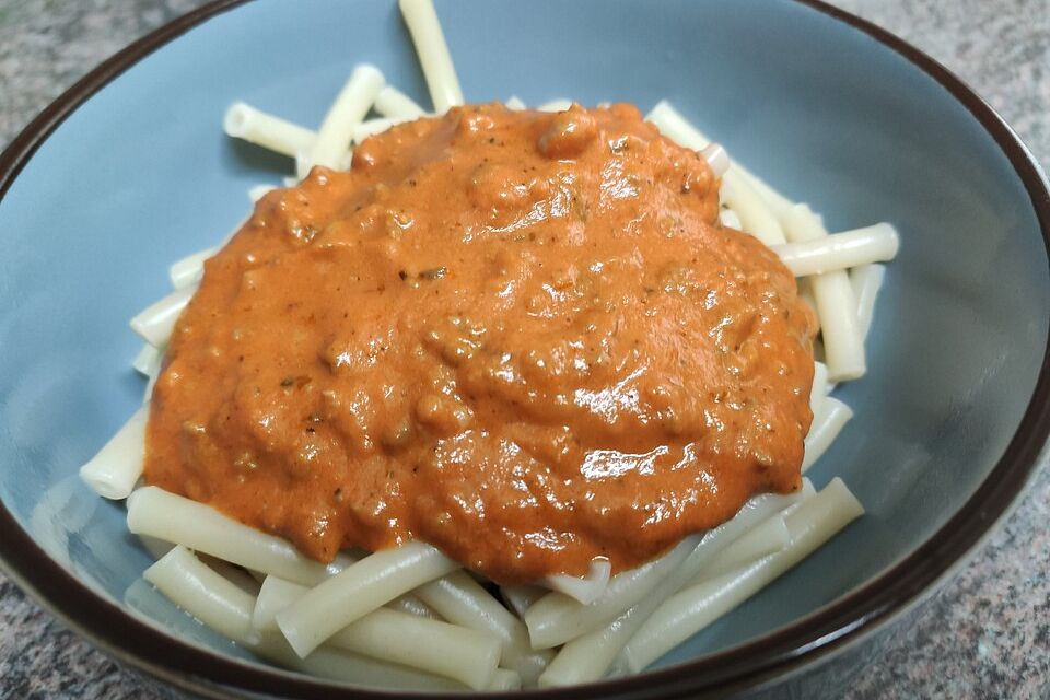 Spaghetti mit italienischer Tomatensauce