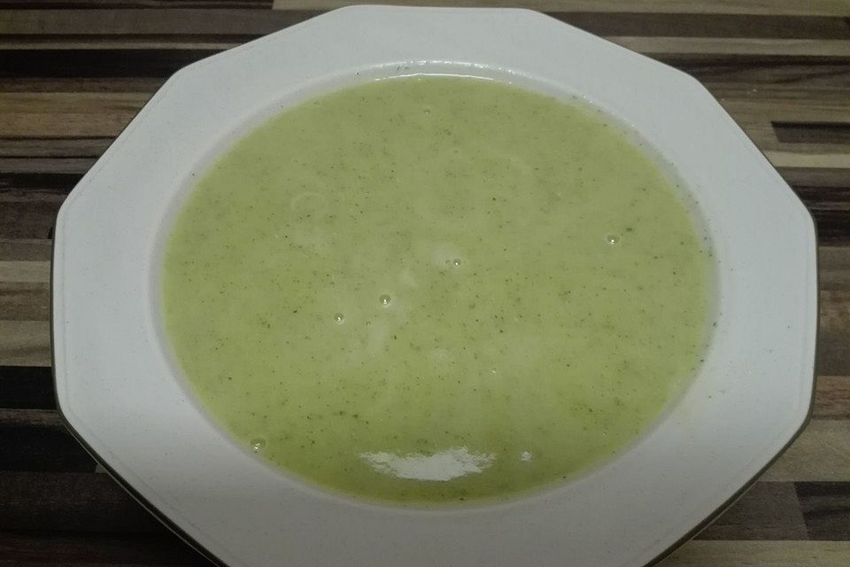 Zucchini - Frischkäse - Suppe