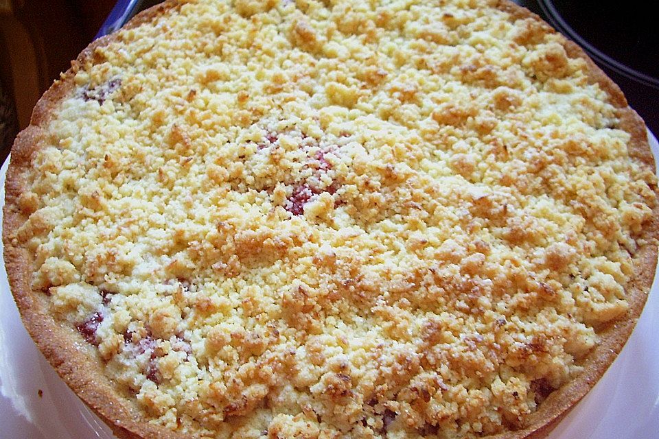 Kirsch-Himbeer-Kuchen mit Kokosstreuseln