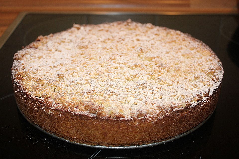 Kirsch-Himbeer-Kuchen mit Kokosstreuseln