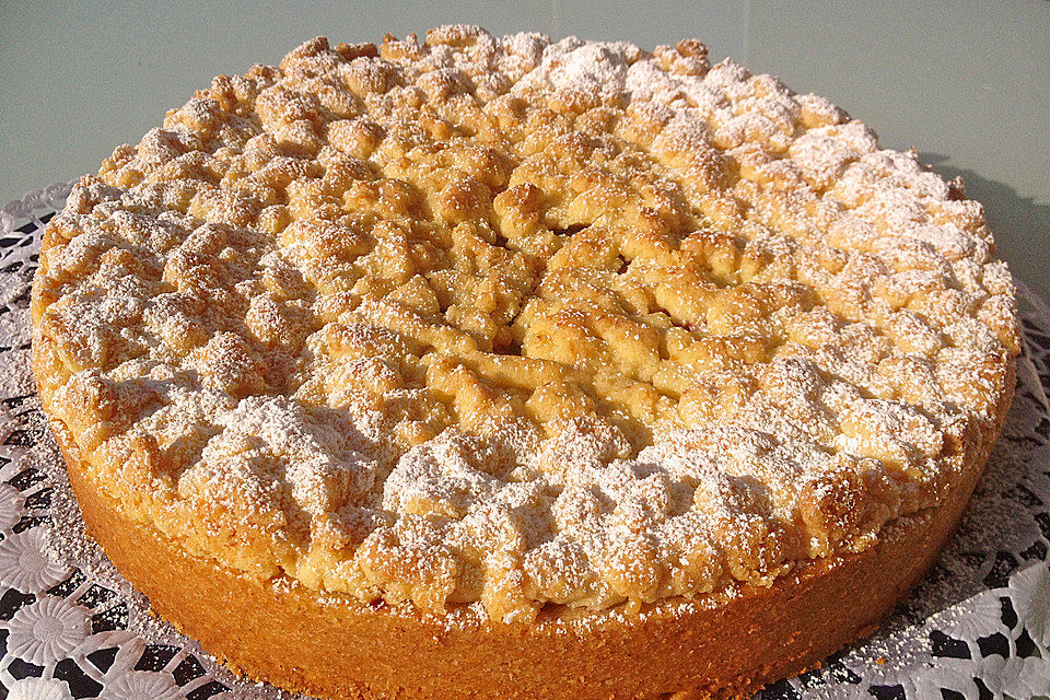 Kirsch-Himbeer-Kuchen mit Kokosstreuseln