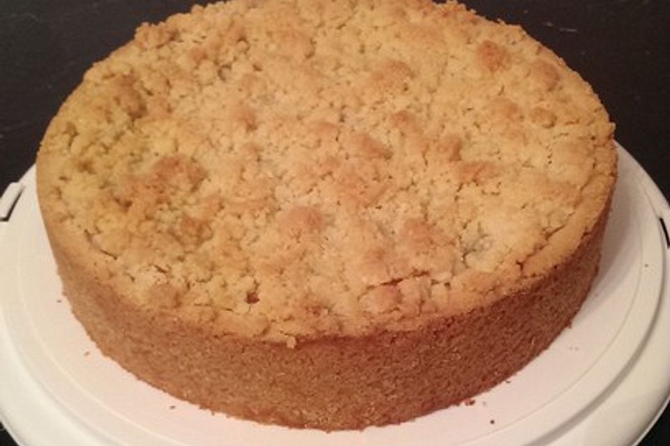 Kirsch-Himbeer-Kuchen mit Kokosstreuseln