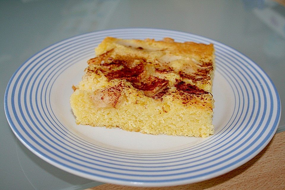 Obstkuchen (Aprikosen- oder Apfelkuchen)