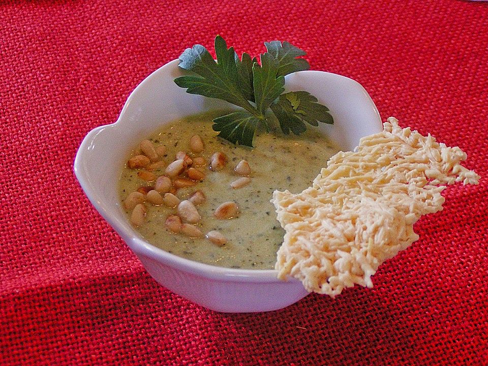 Zucchini - Gurken - Suppe von tina0402| Chefkoch