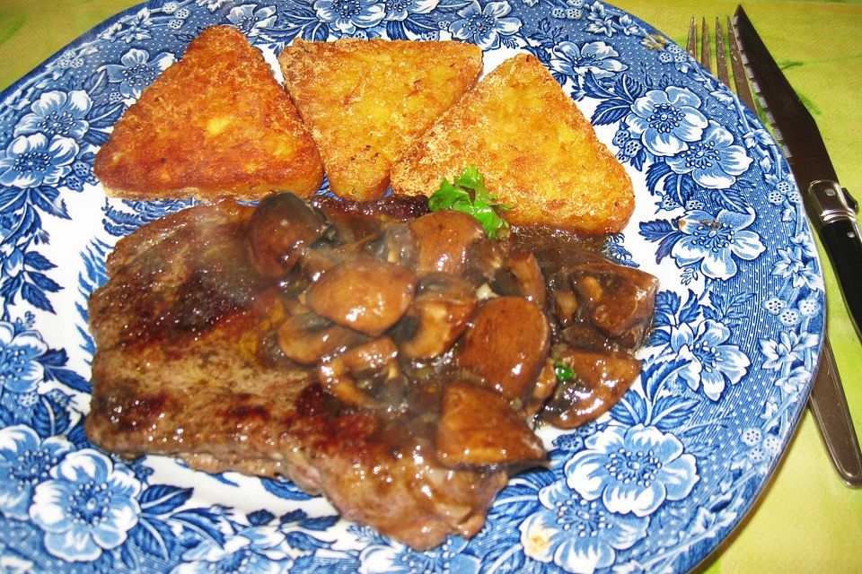 Steak in Champignon - Rahm - Sauce