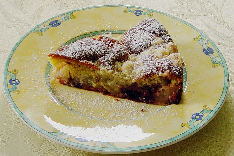 Apfel-Birnen-Kuchen mit Mohnstreusel