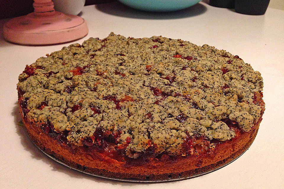 Apfel-Birnen-Kuchen mit Mohnstreusel