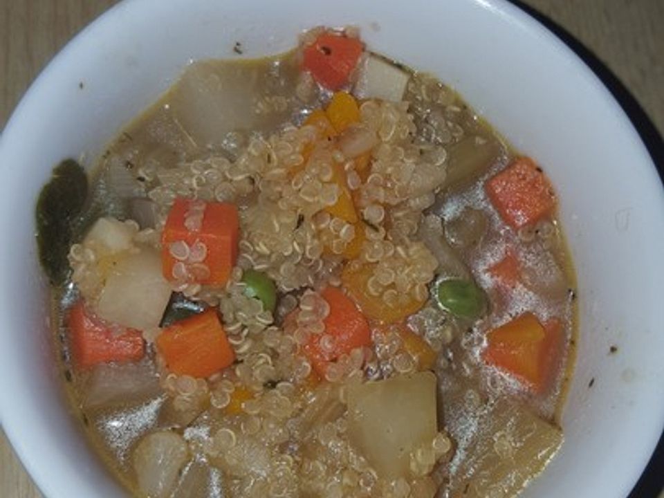 Quinoa - Karotten - Suppe mit Mangold Einlage| Chefkoch