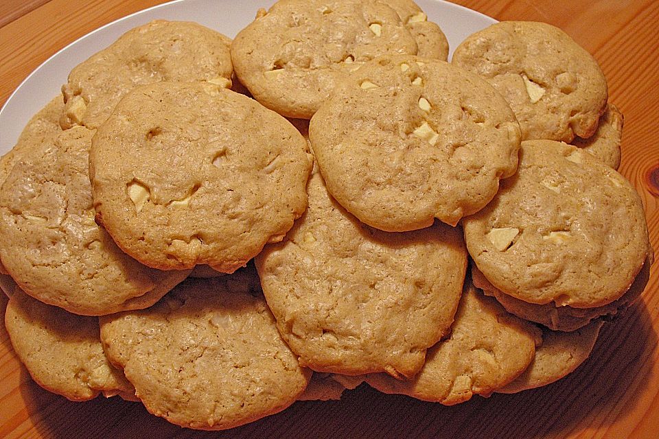 White Chocolate Macadamia Cookies