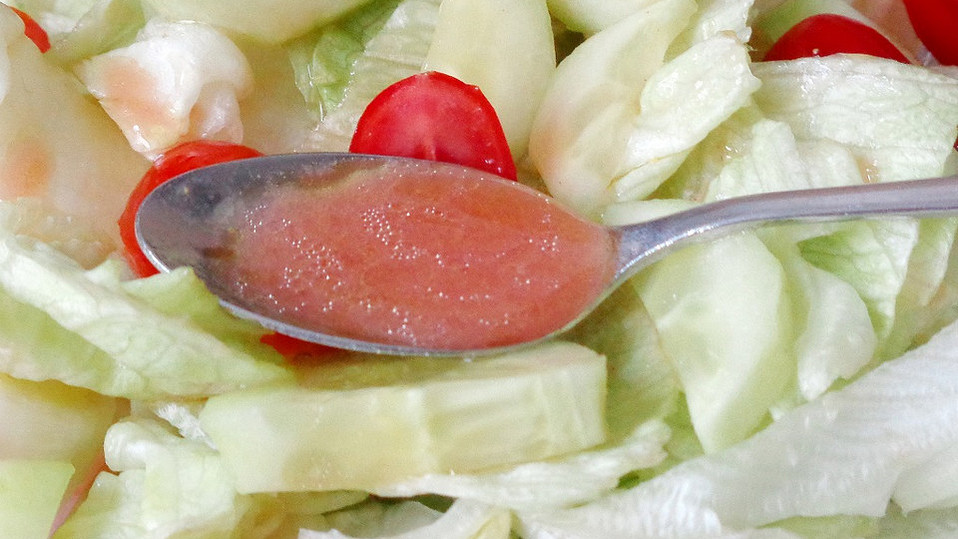 Himbeeressig - Dressing zu Blattsalaten und Käse von dahooky Himbeeressig - Dressing zu Blattsalaten und Käse von dahooky