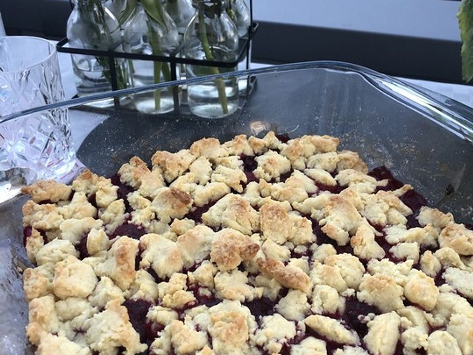 Himbeer - Crumble mit Sahne| Chefkoch