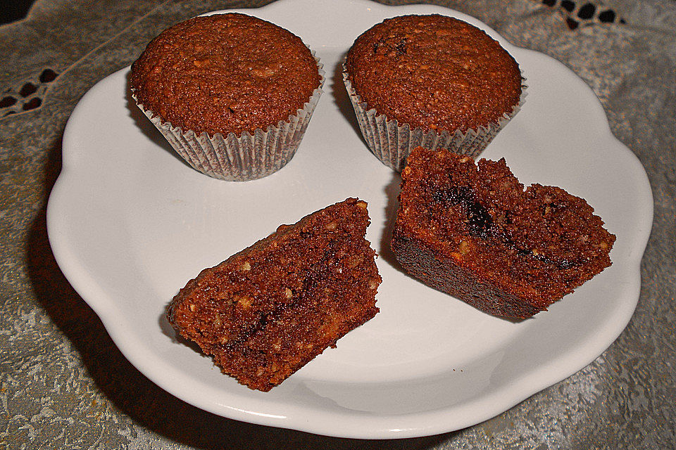 Nussige Nutella - Muffins mit Schokoladenkern