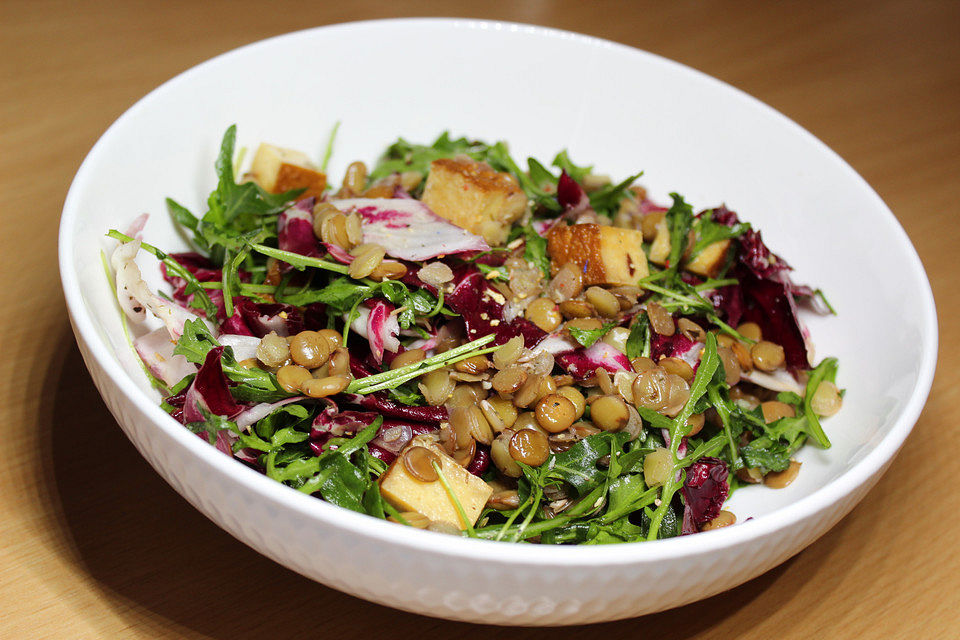 Thymianlinsen mit Radicchio und Rucola