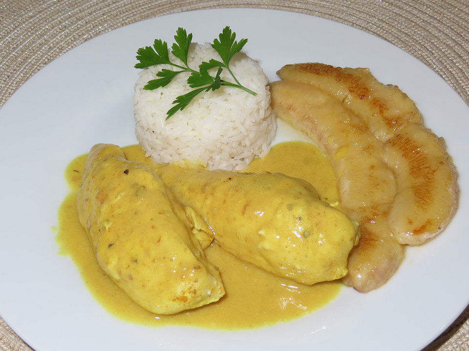 Hühnerbrust mit Currysauce, Bananen und Reis von schorsch12| Chefkoch