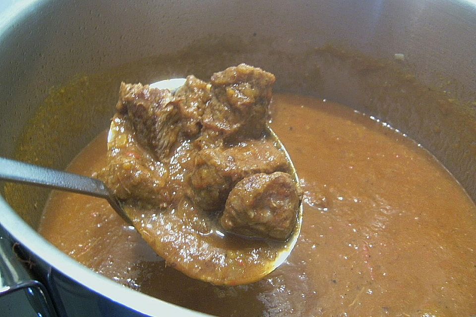 Gulasch nach Omas Rezept