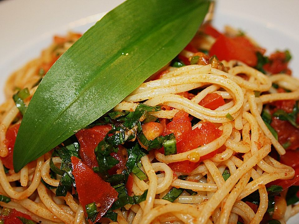 Sommerliche Spaghetti mit Tomaten von goldnagl| Chefkoch