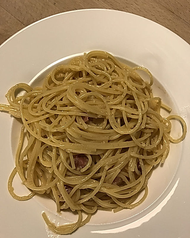 Spaghetti mit Carbonarasauce