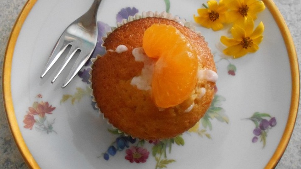 Locker - leichte Mandarinen - Joghurt - Muffins von Lorina Locker - leichte Mandarinen - Joghurt - Muffins von Lorina