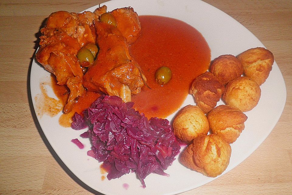 Kaninchen mit Rosmarin in Weißwein Kaninchen mit Rosmarin in Weißwein
