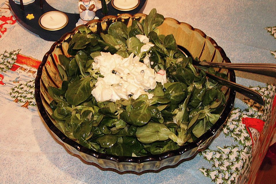 Feldsalat mit Zitrone - Sahne - Dressing