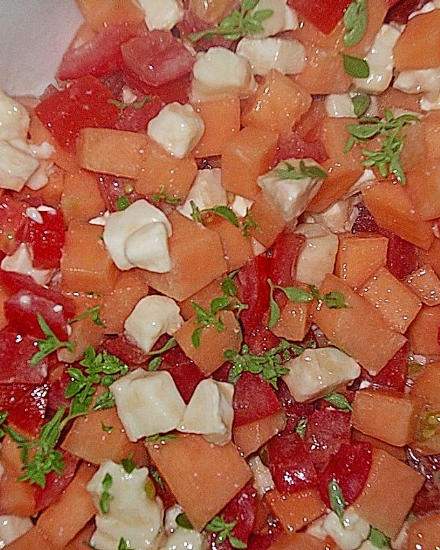 Tomaten - Melonen - Salat mit Ziegenkäse
