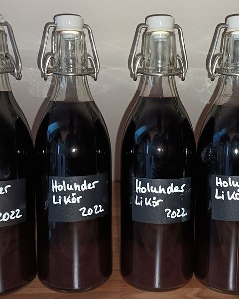 Hollerlikör Rezepte | Chefkoch Hollerlikör Rezepte | Chefkoch