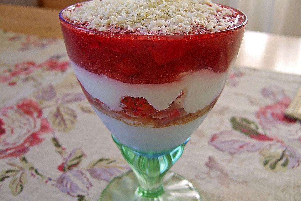 Spaghetti-Eis Dessert