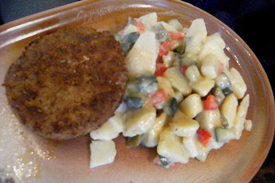 Kartoffelsalat mit Essig und Öl