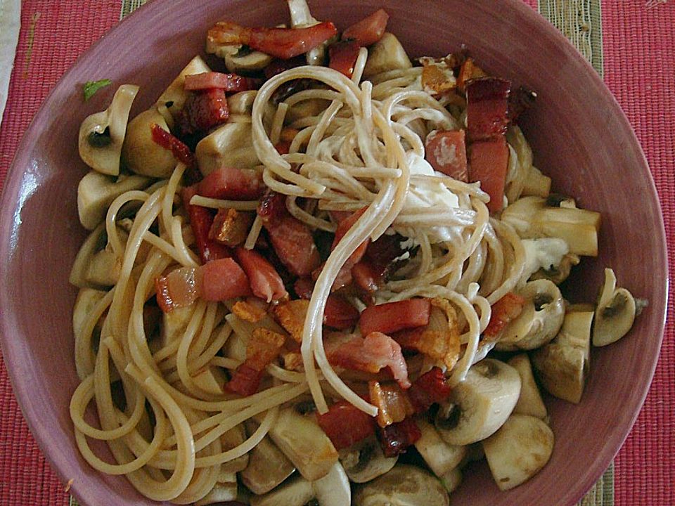 Spaghetti Carbonara mit Champignons von schorsch12| Chefkoch