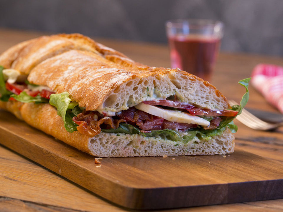 Caprese Bacon-Ciabatta-Sandwich von twinkle30| Chefkoch