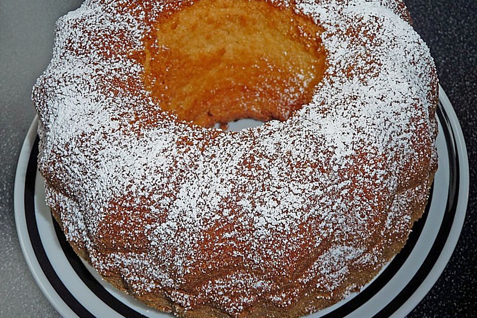 Eierlikörkuchen