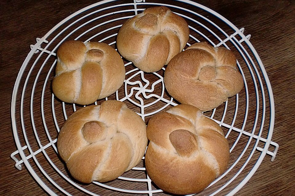 Kaisersemmeln / Kaiserbrötchen