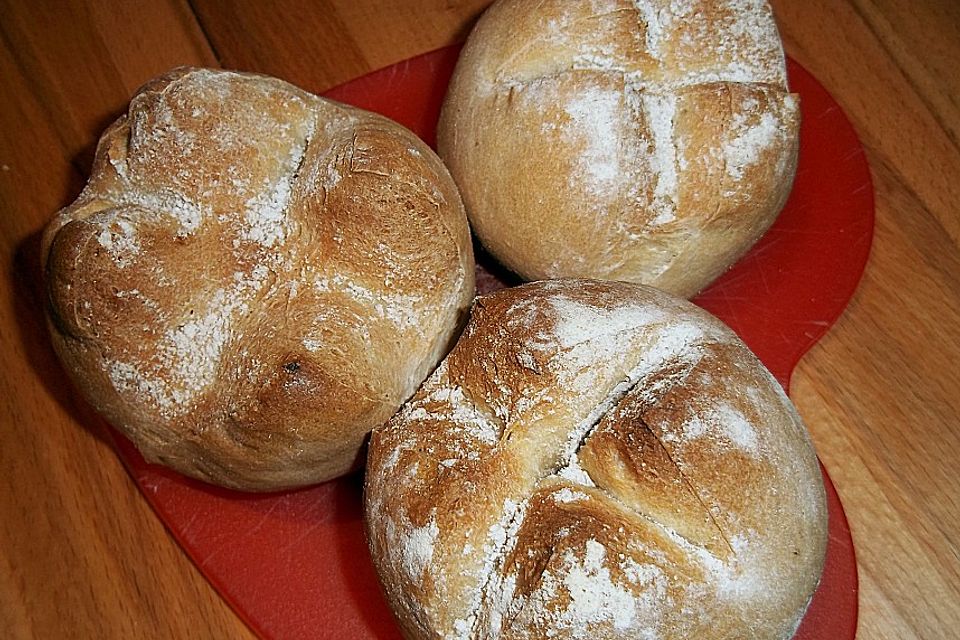 Kaisersemmeln / Kaiserbrötchen